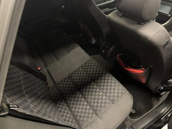 Audi A6 2,5 TDI - 11