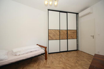 Prenajmeme 3-izbový, komplete zariadený byt v centre - 11