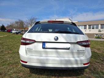 Škoda Superb Combi 1.6 TDI Ambition DSG - 11