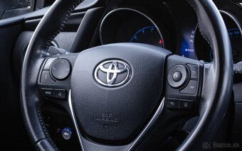 Toyota Auris 1.6i Automat LPG - 11