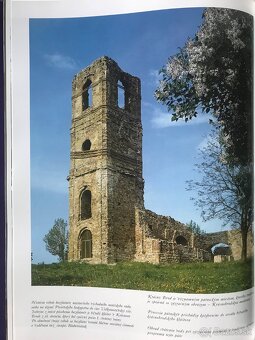 Connelly, Daniel Silva, Umberto Eco, Everest, Žebřík světel - 11