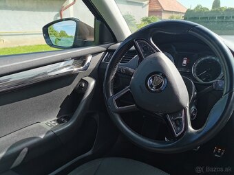 Škoda octavia 3FL 1.6tdi M5 - r. v. 2020 výbava Style - 11
