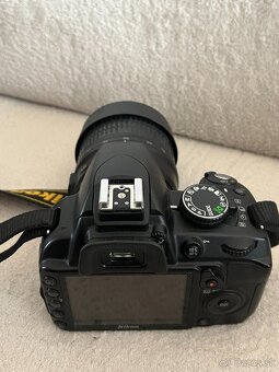 2 fotoaparáty a objektívy zn. NIKON - 11