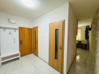 NA PRENÁJOM ZARIADENÝ 2i BYT - PRI KAŠTIELI, Holíč - 11