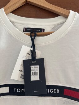 Trička Tommy Hilfiger - 11