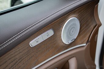 Mercedes-Benz E trieda Sedan 300 de 143 kw - AJ NA SPLÁTKY - 11