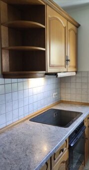 Velká dubová kuchyně se spotřebiči,4847 - 11