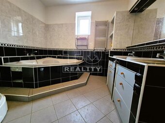 Znížená cena. Exkluzívne na predaj rodinný dom v... - 11