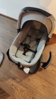 Autosedačka/vanička + otočný  isofix Jané Matrix Light 2 - 11