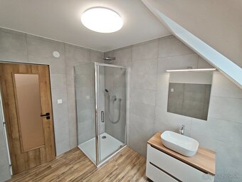 3-izbový byt kompletne zrekonštruovaný - 11