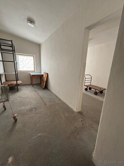 Exkluzívne- Budova Coop Jednoty na predaj Veľký Čepčín - 11