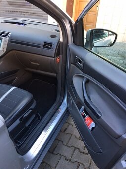 Ford Kuga 2.0 TDCi 4x4 - 11
