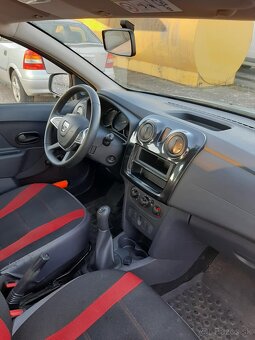 Dacia sandero - 11