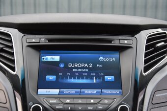 Hyundai i40 CW 1.7 CRDi, SR voz, Automat - 11