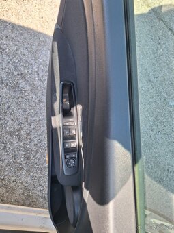 Renault Fluence - 11