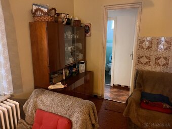 MAĎARSKO - GIBÁRT PRI ENC - 4 IZBOVÝ RD SO ZÁHRADOU - 11