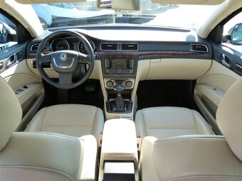 Škoda Superb Combi 2.0 TDI CR 170k Elegance DSG - 11