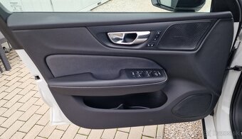 VOLVO V60 D3 R-DESIGN A/T - 11