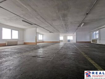STROJNÍCKA: SKLAD 605 m2-naklad. rampa 164 m2, soc. záz., 4  - 11