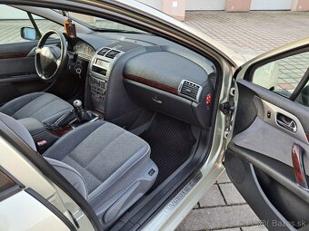 Peugeot 407 2.0 Hdi 100 kW Comfrline R.V.2009 - 11