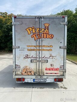 Plne vybavený foodtruck, pripravený na prevádzku - 11