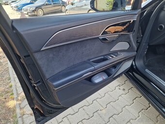 Audi A8 Long 3.0 V6 TFSIe quattro A/T 340k S-line (hybrid) - 11