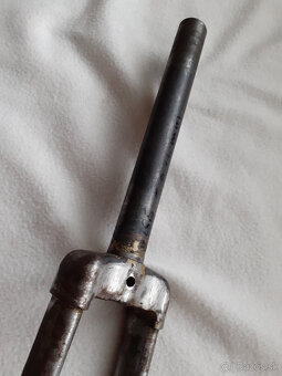 Vidlica, veľkosť kolies 28, historický, retro starý bicykel - 11