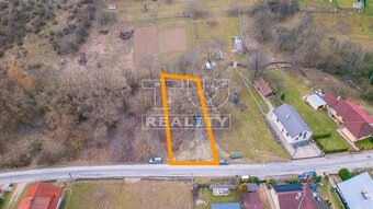 REZERVOVANÉ REKREAČNÝ POZEMOK PEŤOVKA 571 m2 - 11