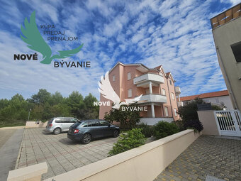 Na predaj apartmán v Chorvátsku blízko mora- Vrsi - 11