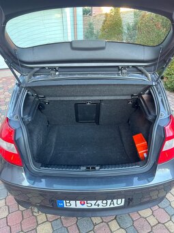 BMW Rad 1 E87 120d M47 - 11