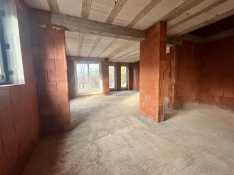 Rodinný dom- Poproč - 11