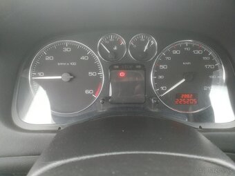 Peugeot 307 1,6 hdi - 11