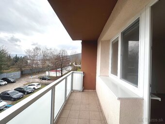 PREDAJ 3 izbový s balkónom, Šafárikova ulica - 11