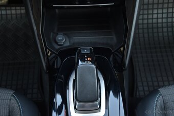 Peugeot 2008 Electric 50 kWh 2021 - 11