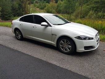 Jaguár XF r. v. 2016 - 11