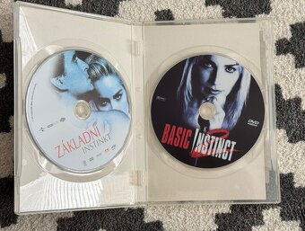 Dvd - 11