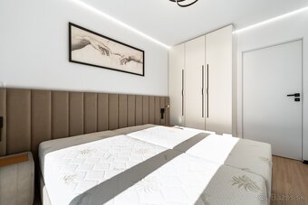 Luxusný 3-izbový Byt s balkónom a garážovým parkovaním - 11