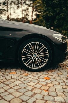 BMW 540i Xdrive M-packet - 11