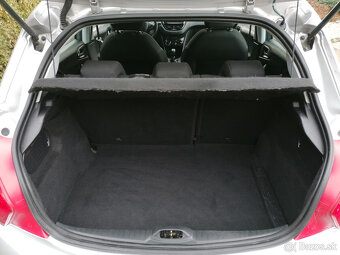 Peugeot 208 1,2 - 11