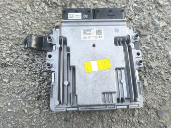 Hyunda I30 CW 1,6 CRDI D4FE rozpredám na ND - 11