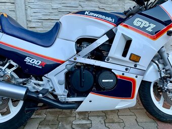 KAWASAKI GPZ 500R - 11