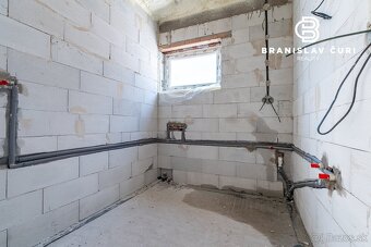 Na predaj 4-izbový bungalov, Rezidencia Trnava pri Laborci - - 11