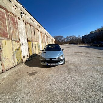 Predám Peugeot 206 2 l Turbo HDI Viac informácií na tel. - 11