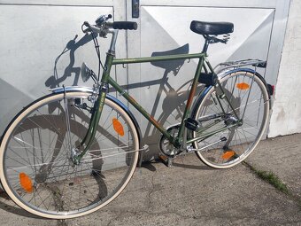 Retro puch elegance - 11