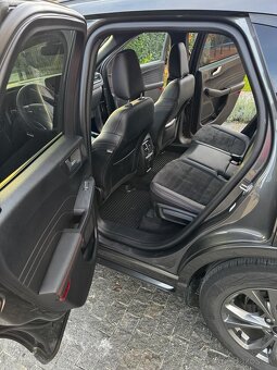 Predám Ford Kuga ST-Line X 2,5 Duratec FHEV AWD r.2022 - 11