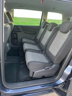 Volkswagen Sharan 2.0 CR 103kW,2014,7miest,serviska,196000km - 11