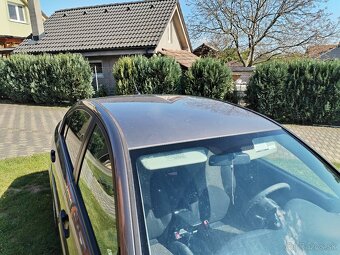 Predám hyundai accent 1.4 - 11