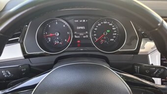 Volkswagen Passat Variant 2.0 TDI 140kW Highline DSG 2019 - 11