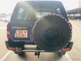 Nissan Patrol GR y61 2.8td 95kw wagon - 11