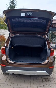 BMW X1 xDrive18d - 11